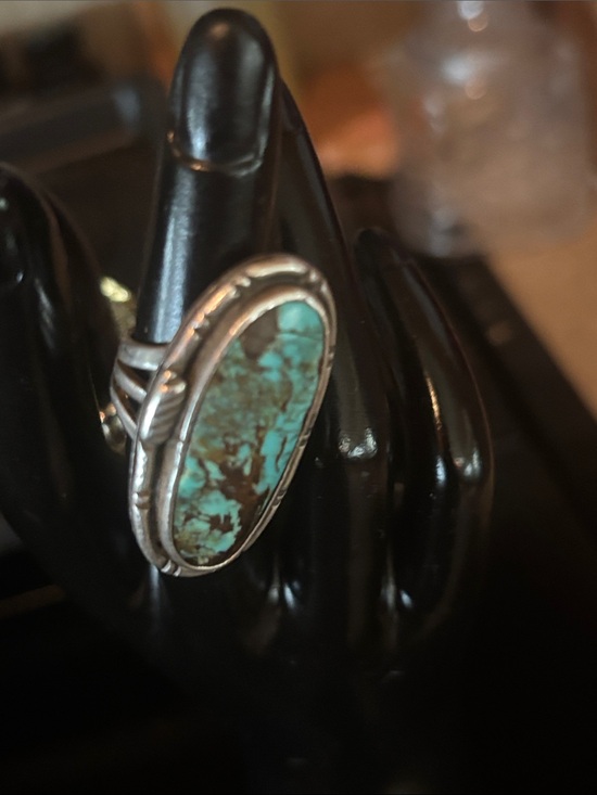 Vintage Jewelry - Sterling Silver Turquoise Oval Statement Ring Size 5.5